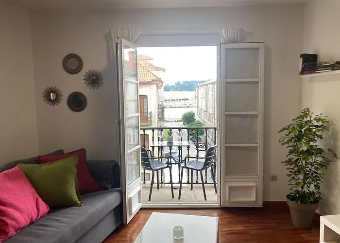 A Casa Do Correo Vello - O Balcon 아파트 폰테베드라